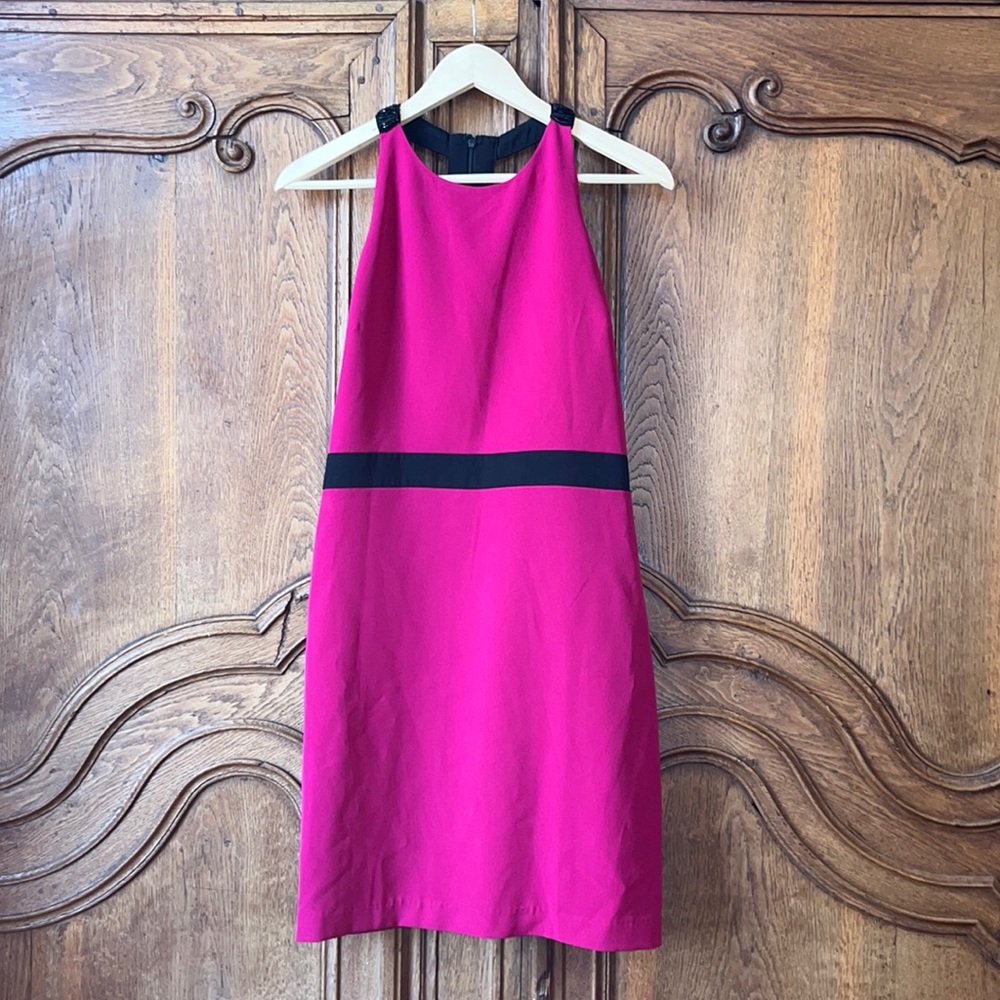 Belle BADGLEY MISCHKA Pink and black beaded back dress